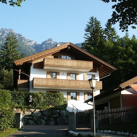 Ferienwohnung Almhuettenweg Dreitorspitze Garmisch-Partenkirchen Exterior foto